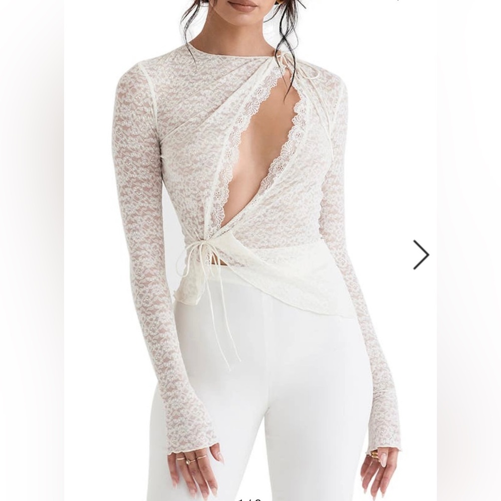 HOUSE OF CB STRETCH LACE TOP